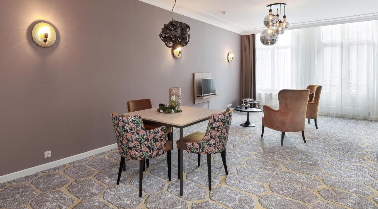 Boutique Hotel Jeroen デン・ボッシュ エクステリア 写真